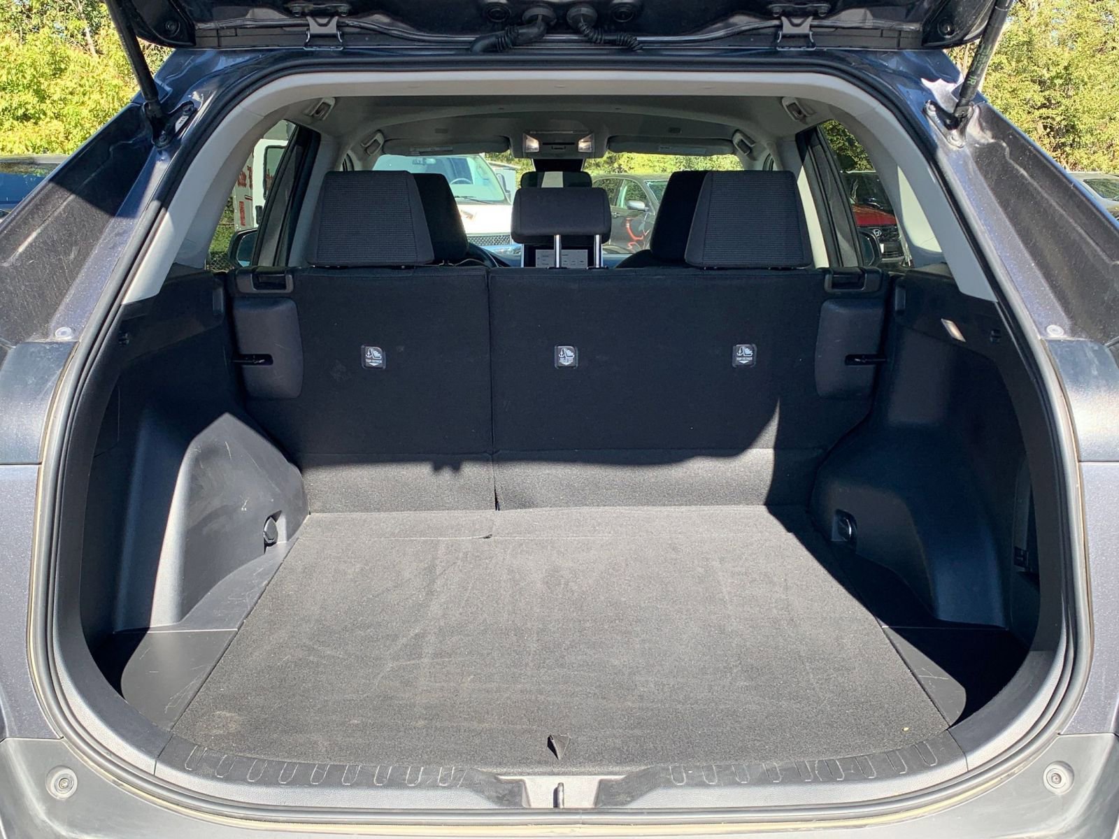 Thumbnail: 2025 Toyota RAV4 - 30