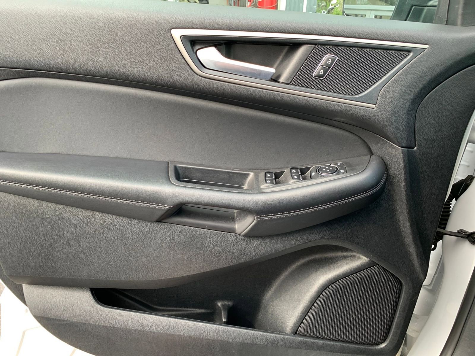 Thumbnail: 2024 Ford Edge - 20