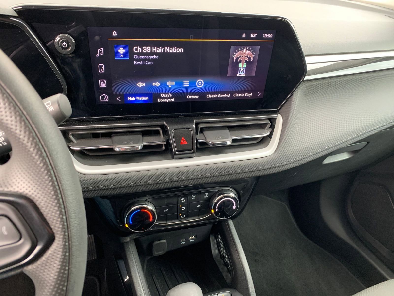 Thumbnail: 2025 Chevrolet TrailBlazer - 18