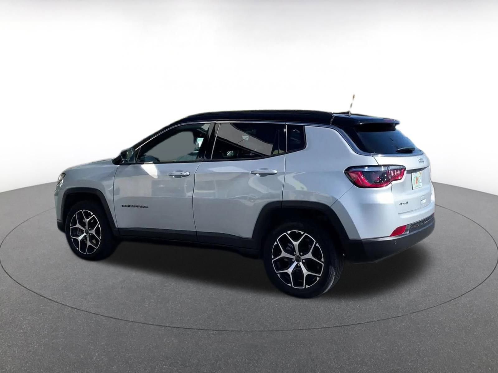 Thumbnail: 2025 Jeep Compass - 10