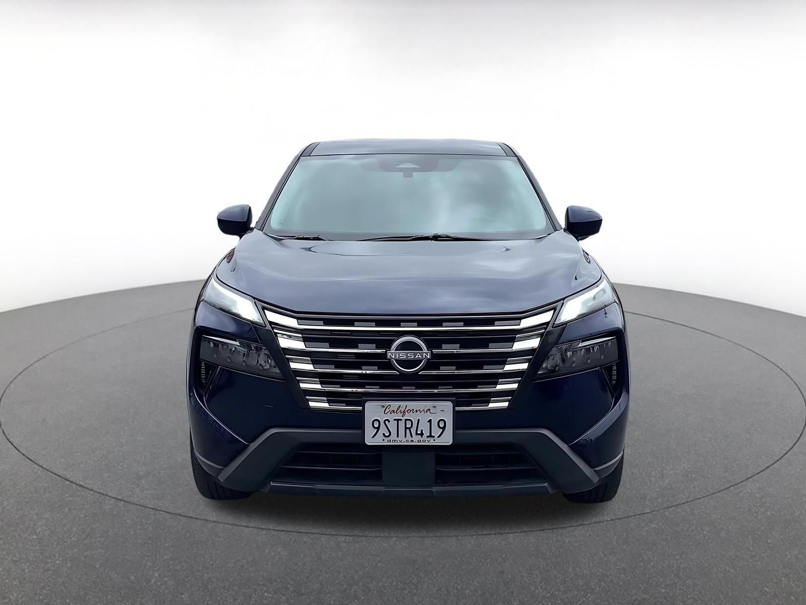 Thumbnail: 2025 Nissan Rogue - 4