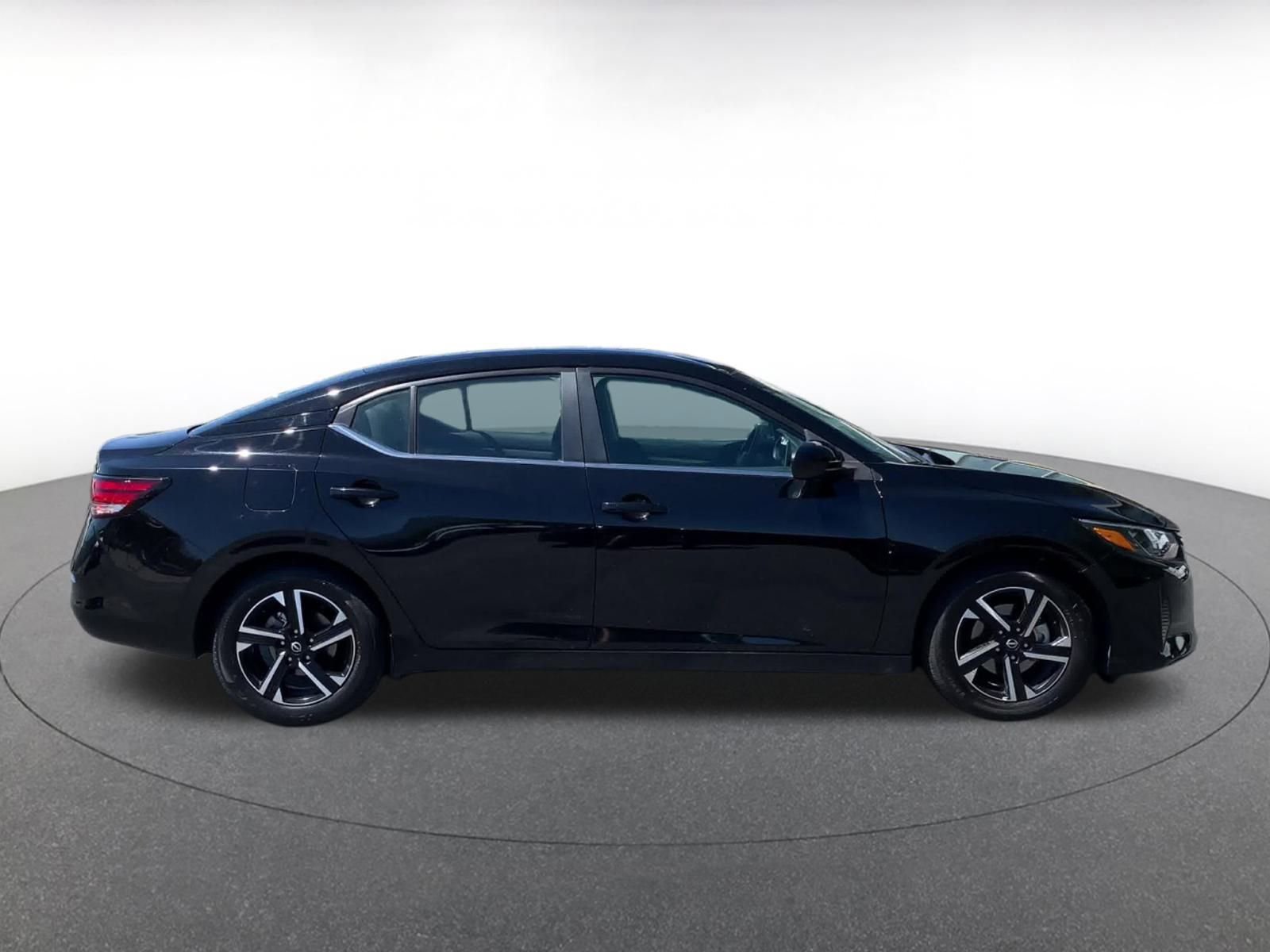 Thumbnail: 2024 Nissan Sentra - 16