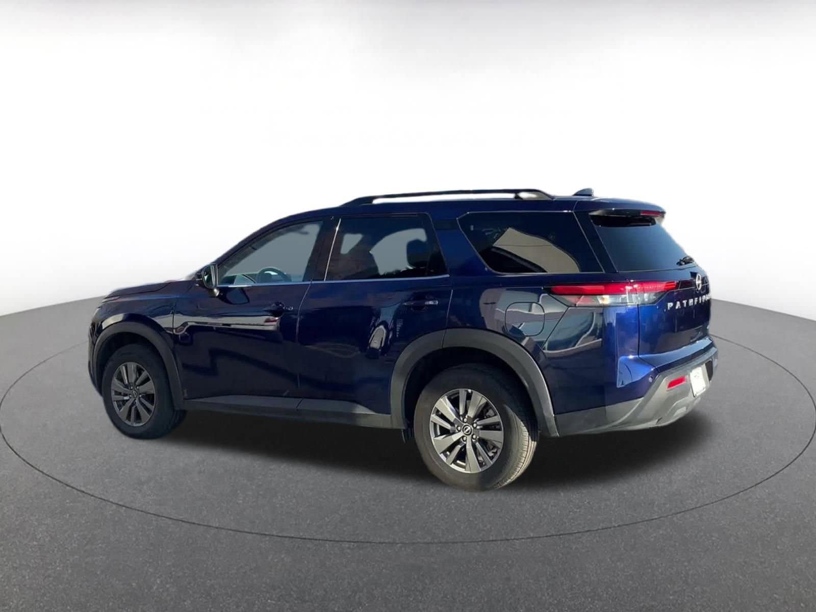 Thumbnail: 2025 Nissan Pathfinder - 10