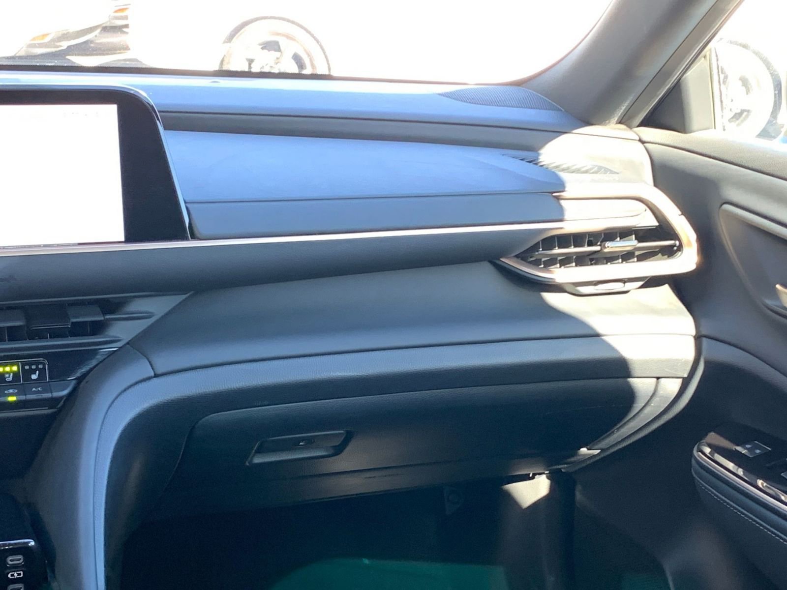 Thumbnail: 2025 Toyota Crown - 35