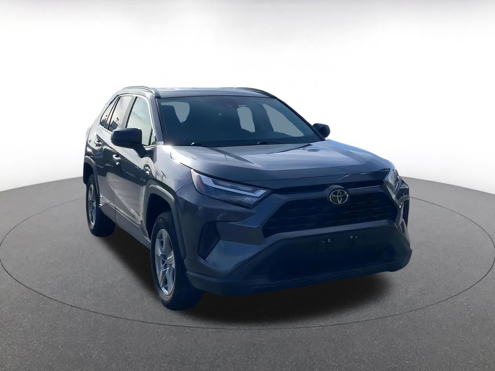 Thumbnail: 2025 Toyota RAV4 - 3