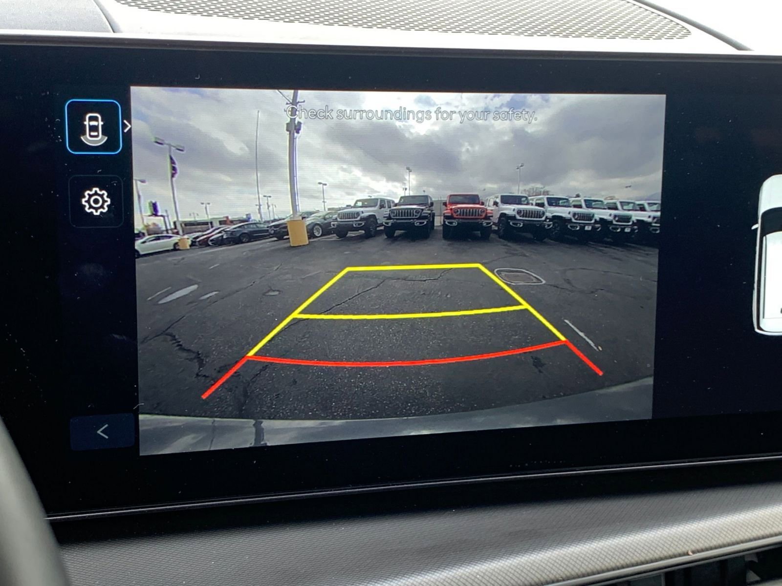 Thumbnail: 2025 Hyundai Santa Fe - 18