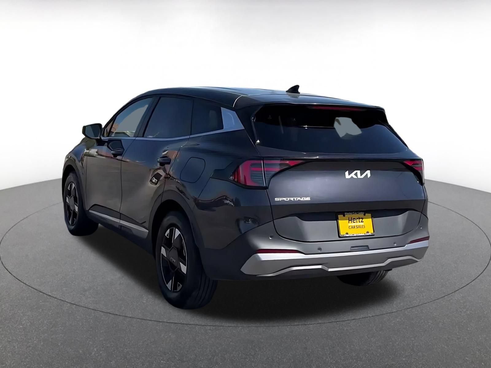 Thumbnail: 2026 Kia Sportage - 10