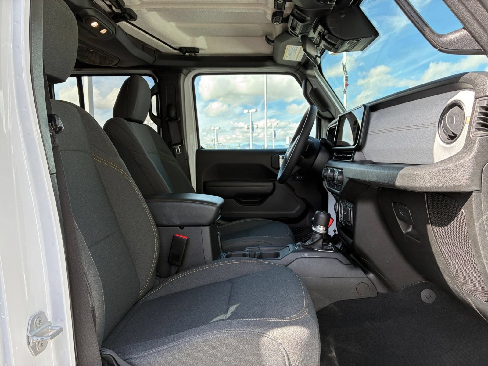 Thumbnail: 2025 Jeep Wrangler - 35