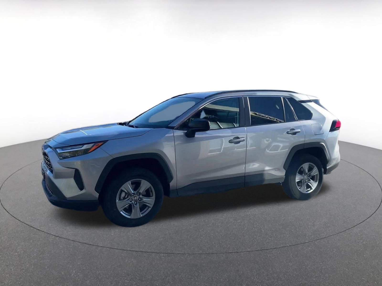 Thumbnail: 2025 Toyota RAV4 - 8
