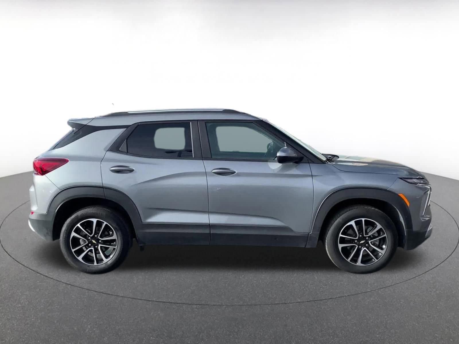 Thumbnail: 2025 Chevrolet TrailBlazer - 16