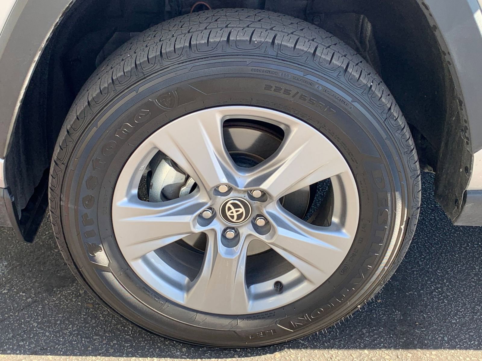 Thumbnail: 2025 Toyota RAV4 - 29