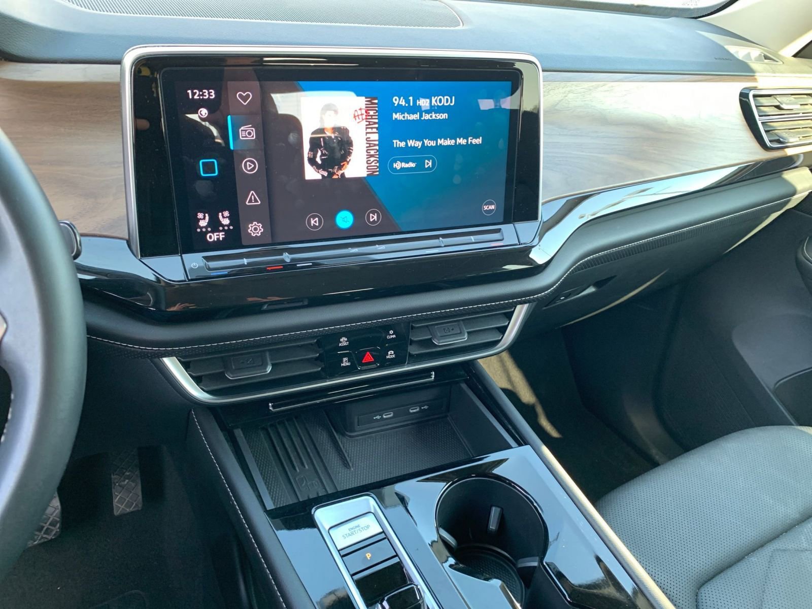 Thumbnail: 2025 Volkswagen Atlas - 20