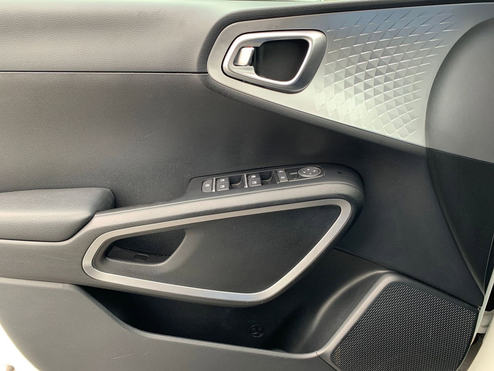 Thumbnail: 2025 Kia Soul - 18