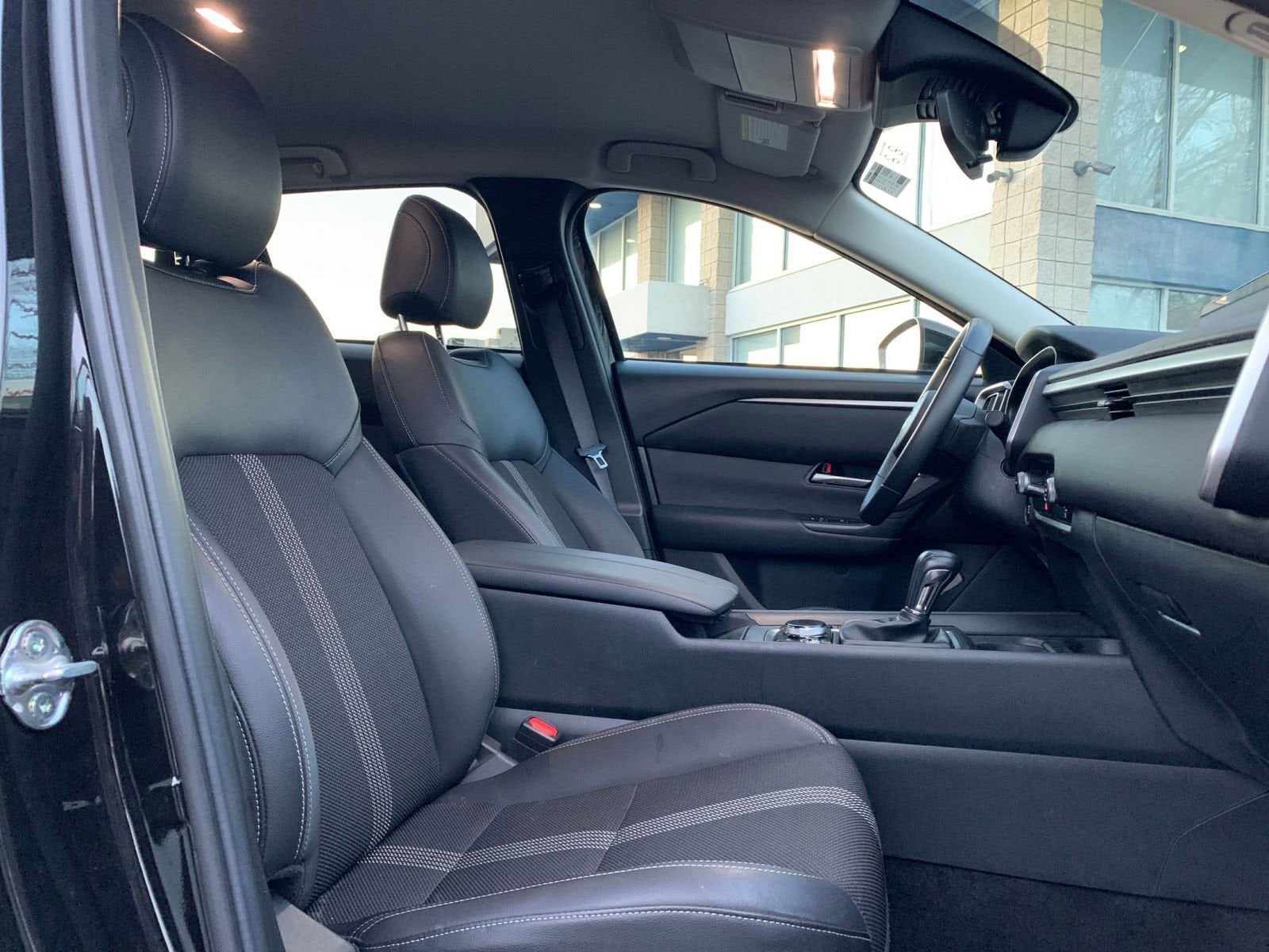 Thumbnail: 2025 Mazda CX-50 - 35