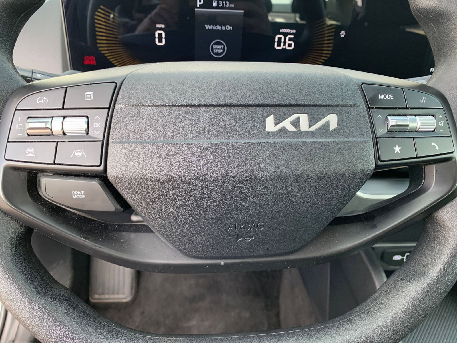 Thumbnail: 2025 Kia K4 - 25