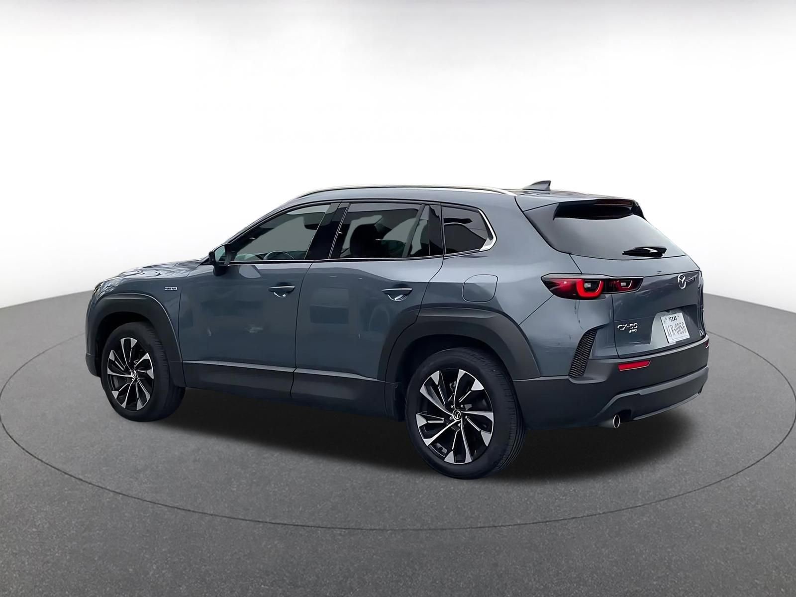 Thumbnail: 2025 Mazda CX-50 - 10