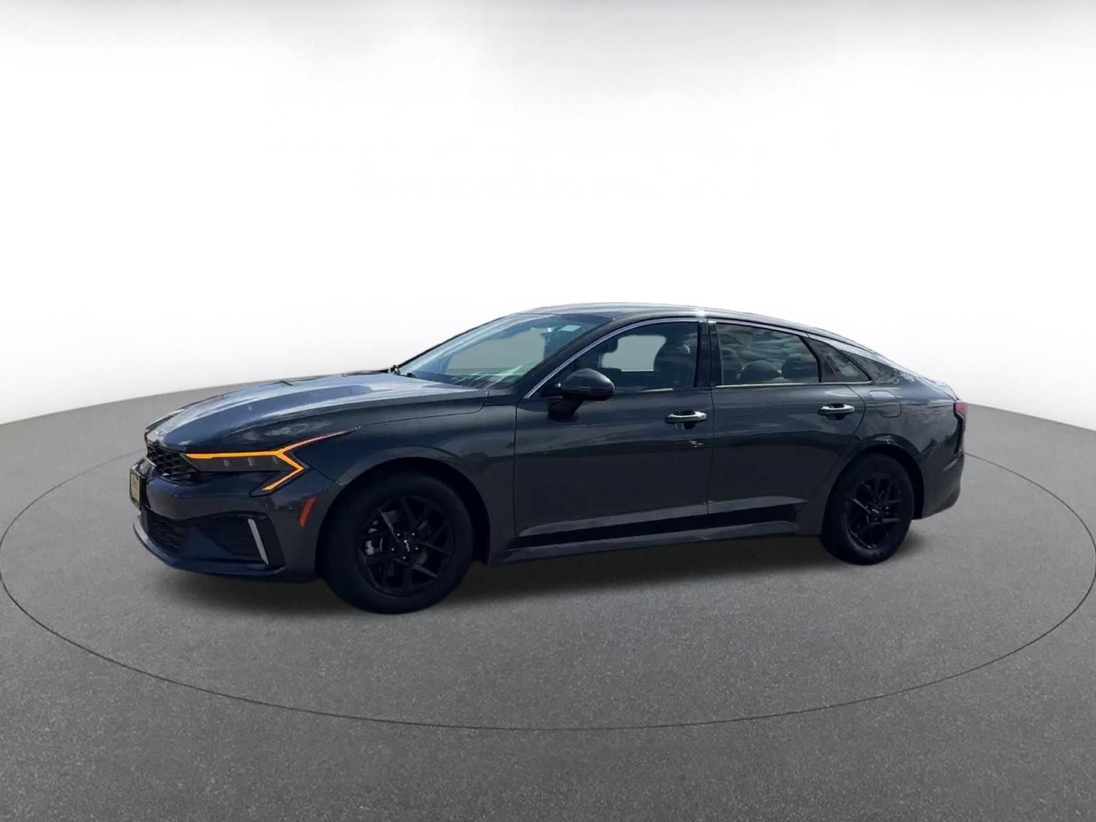 Thumbnail: 2025 Kia K5 - 6