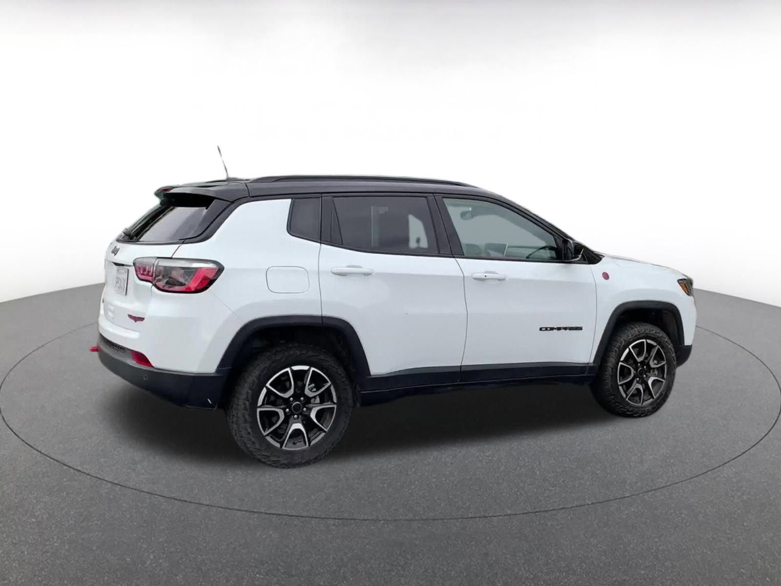 Thumbnail: 2025 Jeep Compass - 15