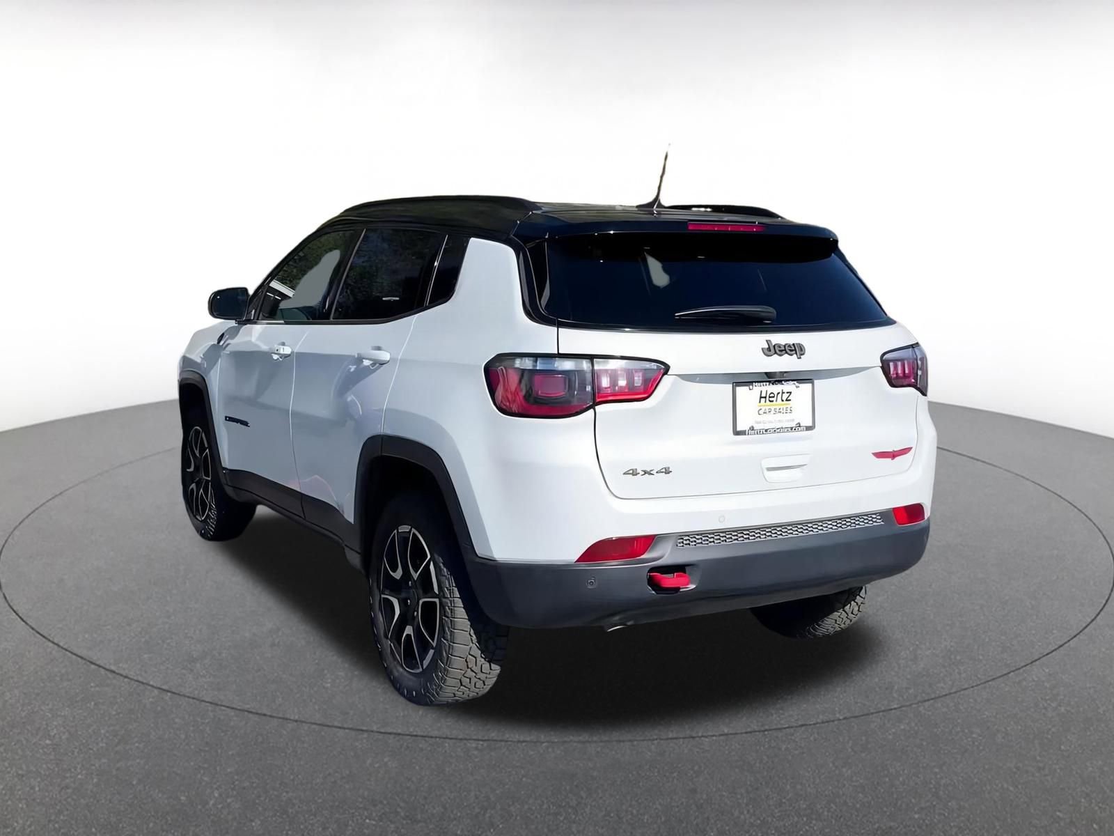 Thumbnail: 2025 Jeep Compass - 11