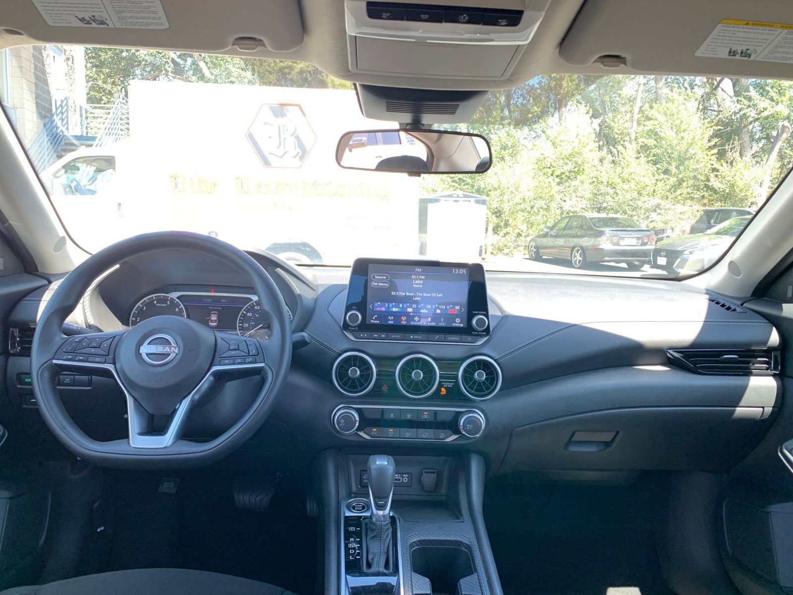 Thumbnail: 2024 Nissan Sentra - 31