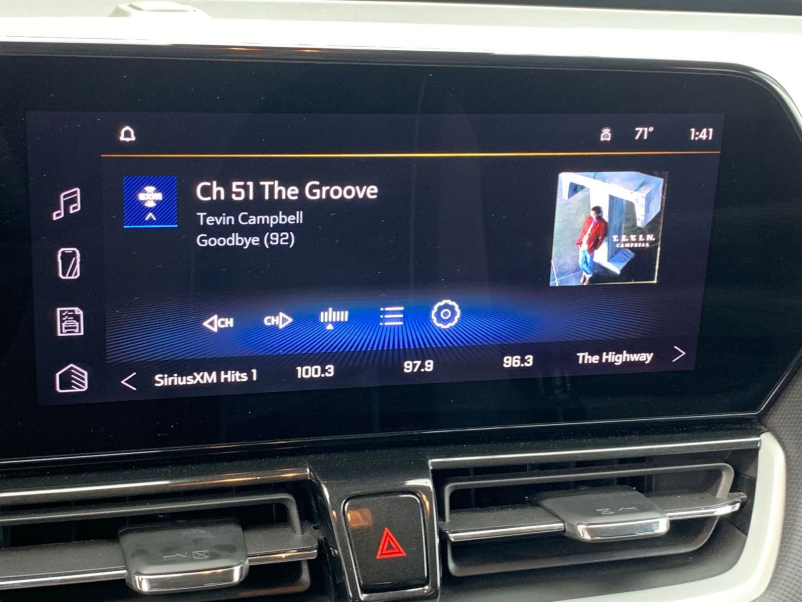 Thumbnail: 2025 Chevrolet TrailBlazer - 21