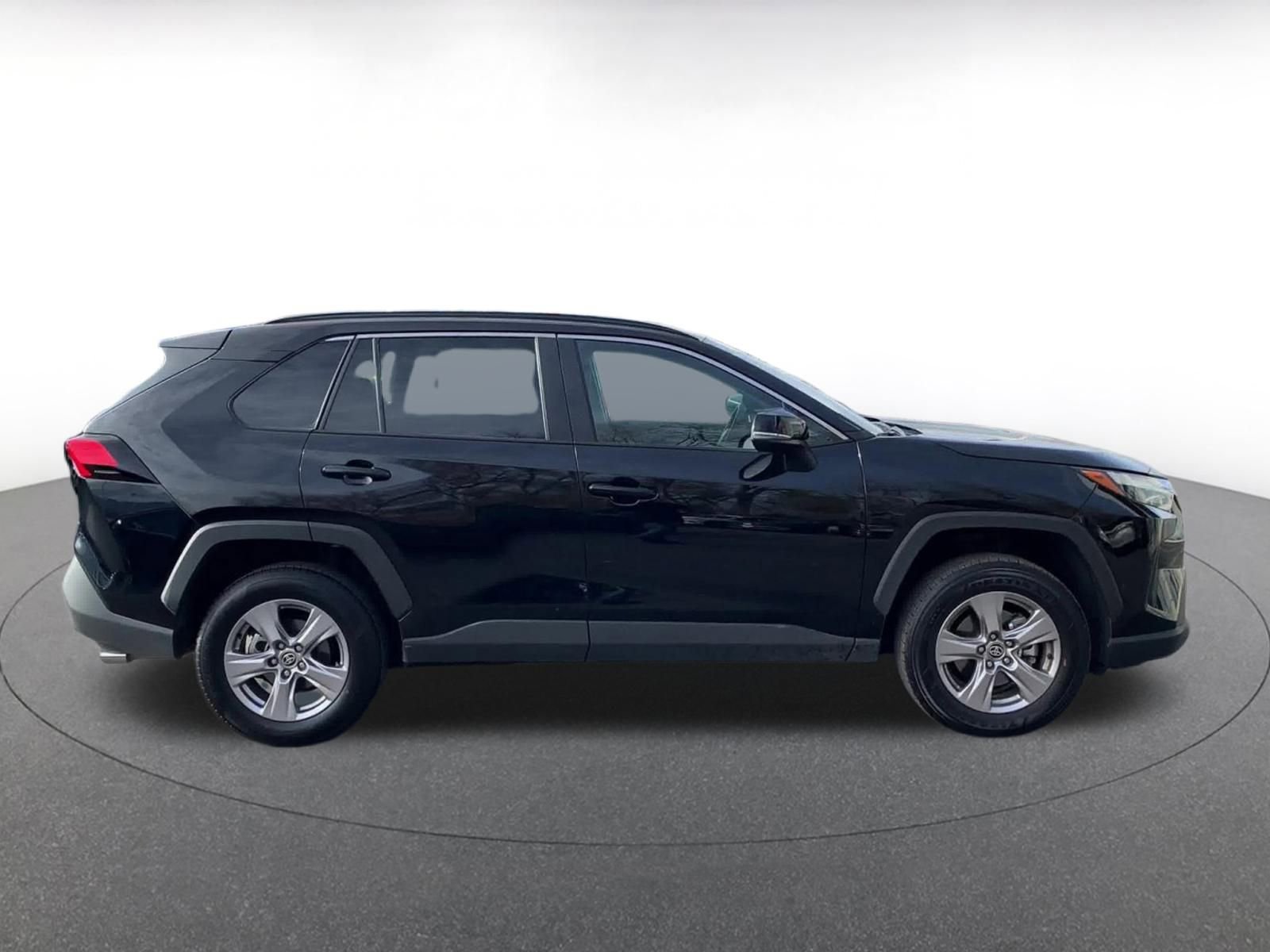 Thumbnail: 2025 Toyota RAV4 - 16