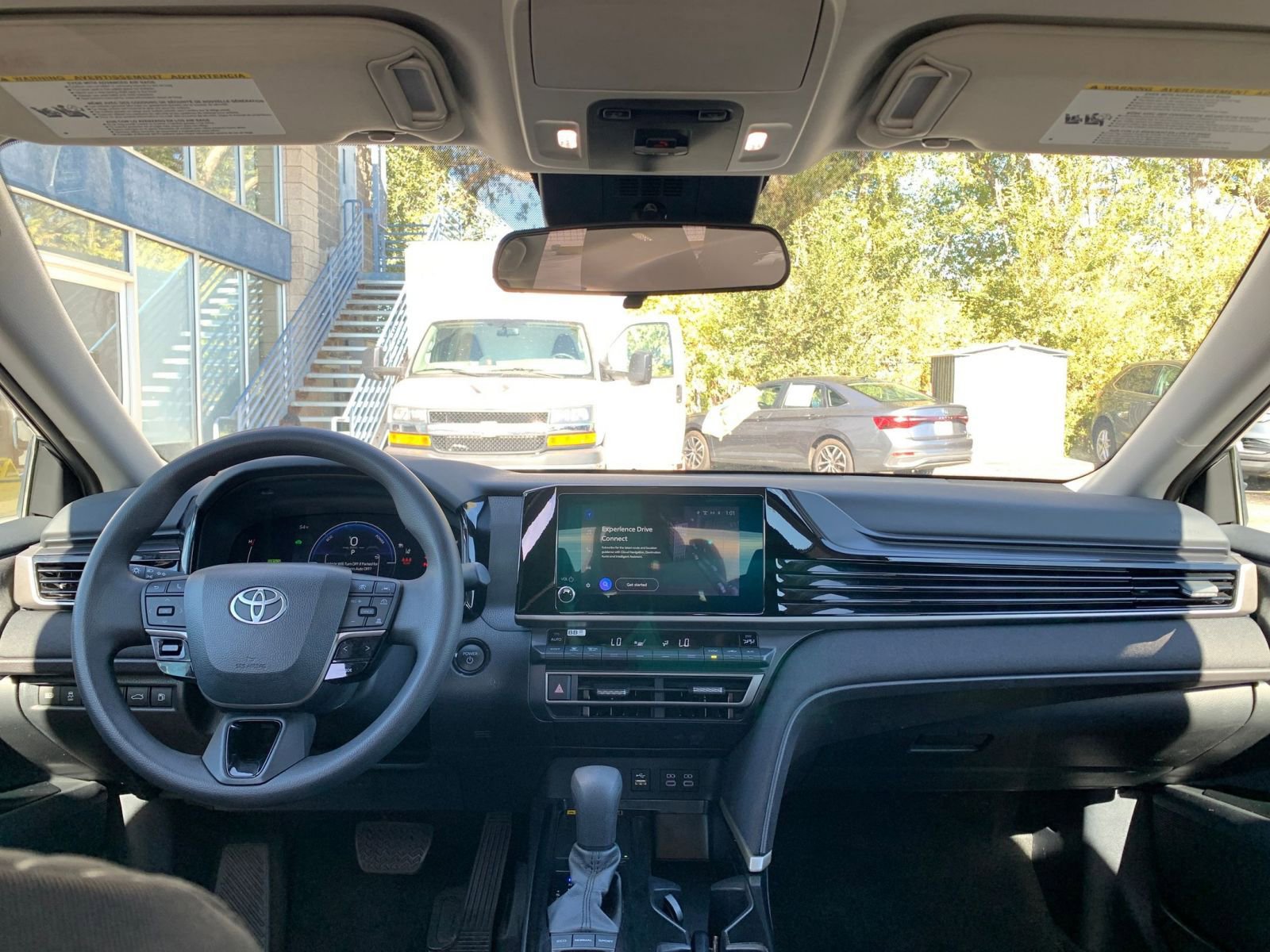 Thumbnail: 2025 Toyota Camry - 32