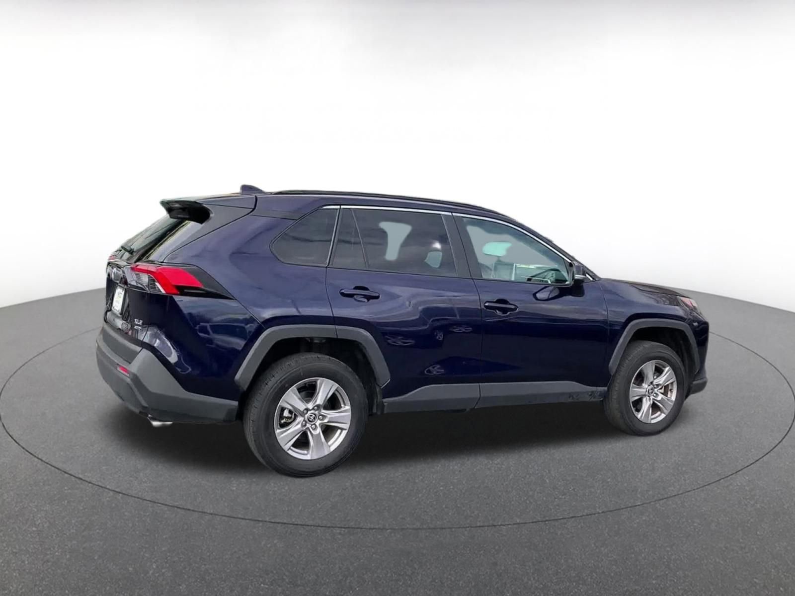 Thumbnail: 2025 Toyota RAV4 - 15