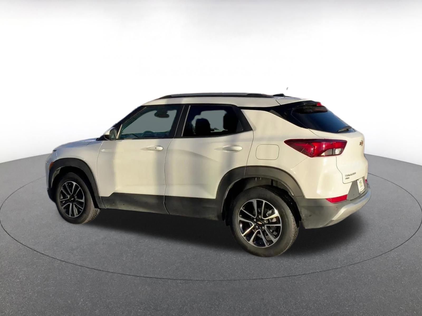 Thumbnail: 2025 Chevrolet TrailBlazer - 10