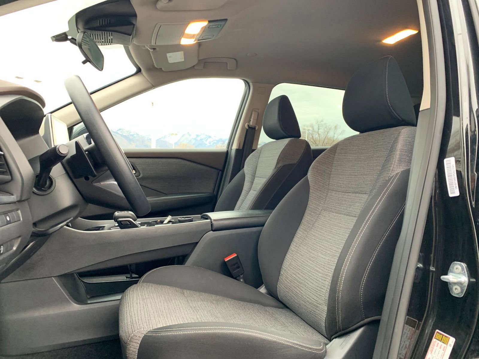 Thumbnail: 2023 Nissan Rogue - 27