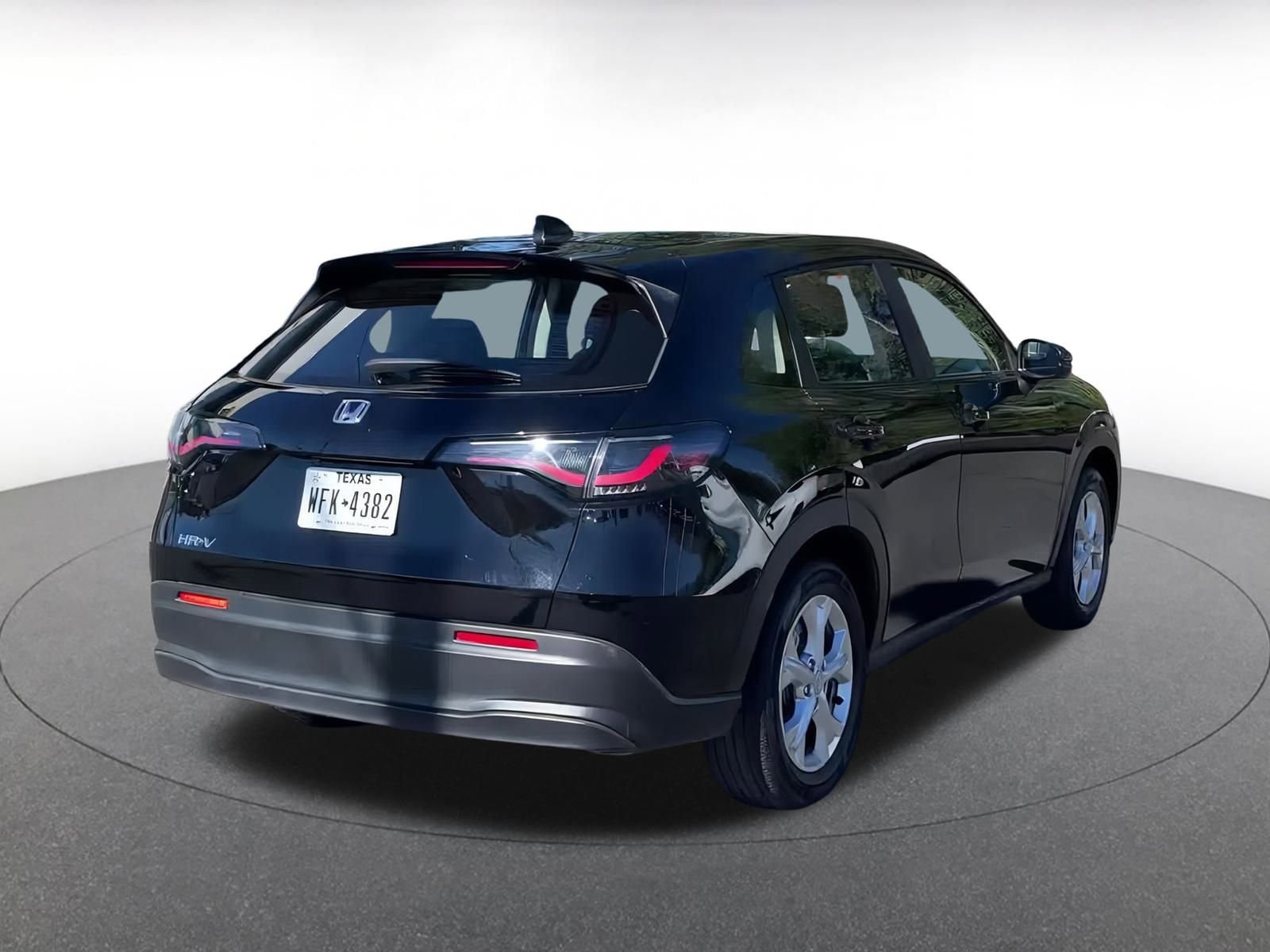 Thumbnail: 2025 Honda HR-V - 14