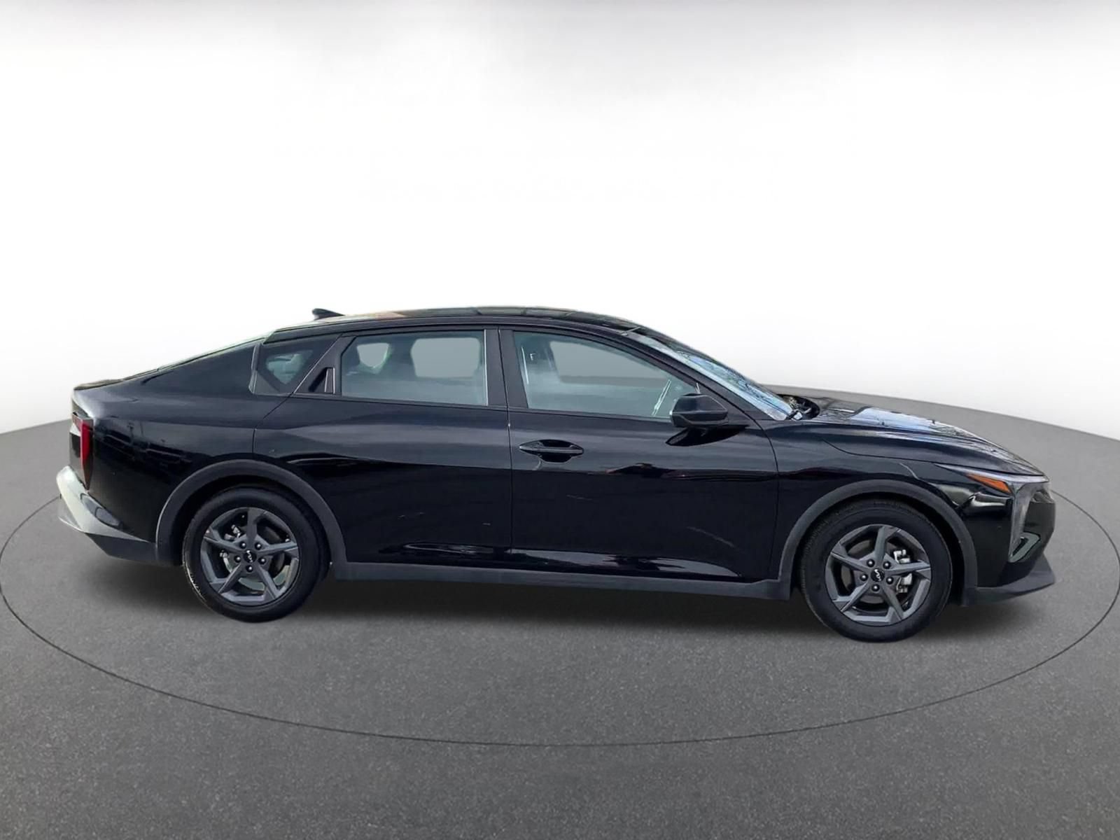 Thumbnail: 2025 Kia K4 - 13