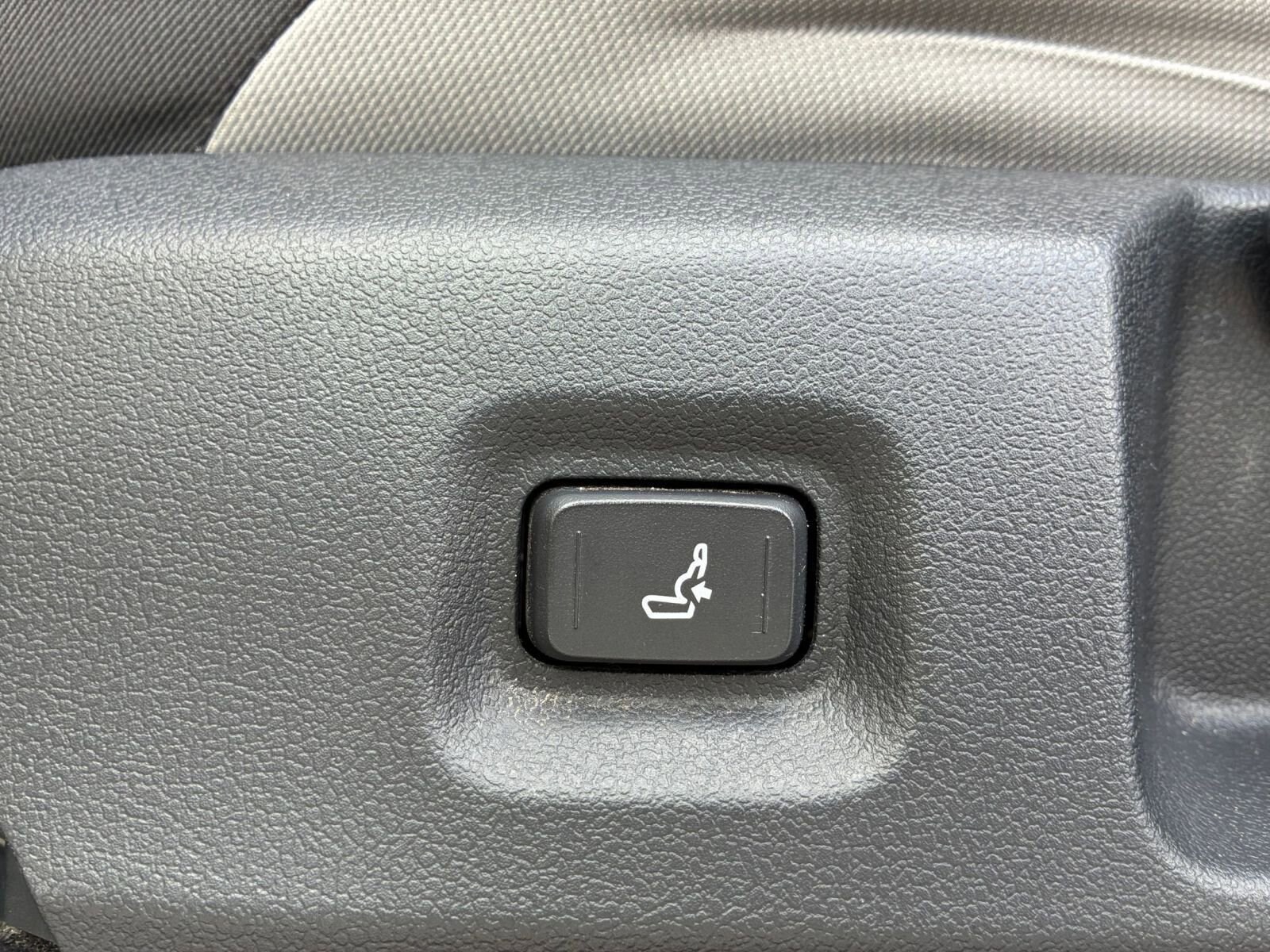 Thumbnail: 2025 Toyota Tacoma - 22