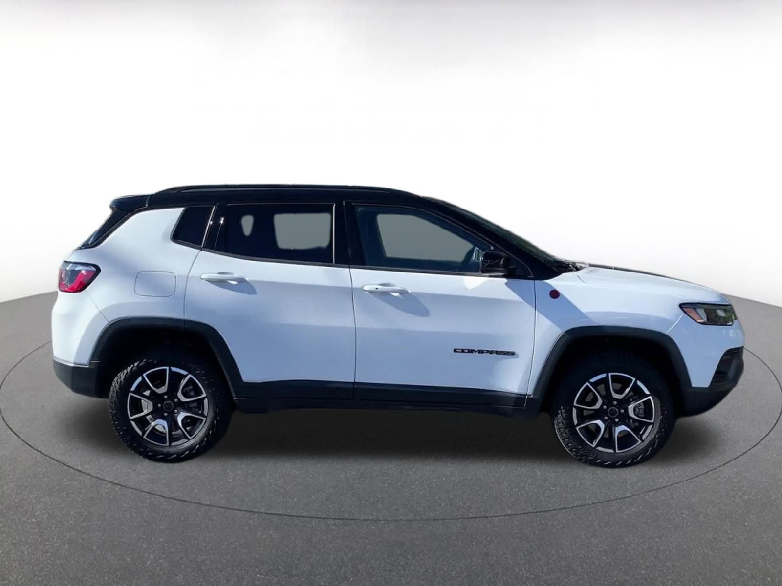 Thumbnail: 2025 Jeep Compass - 16