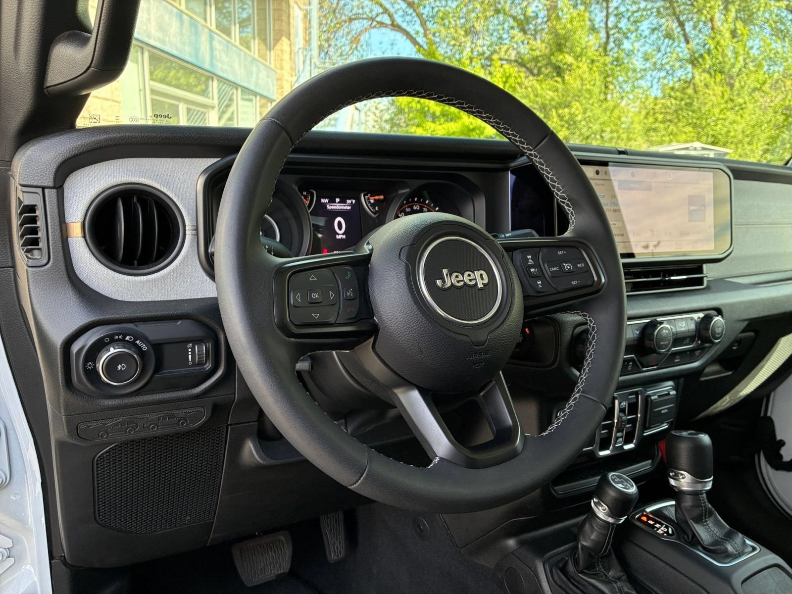 Thumbnail: 2025 Jeep Wrangler - 33