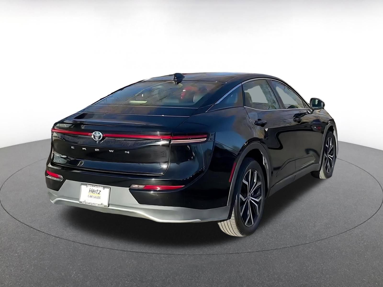 Thumbnail: 2025 Toyota Crown - 14