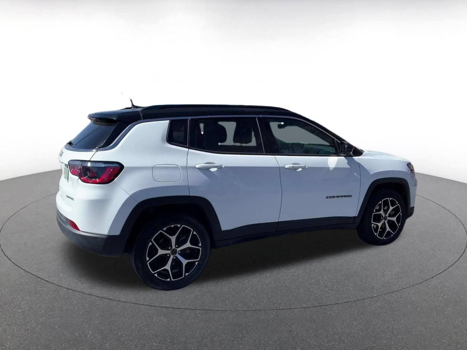 Thumbnail: 2025 Jeep Compass - 14