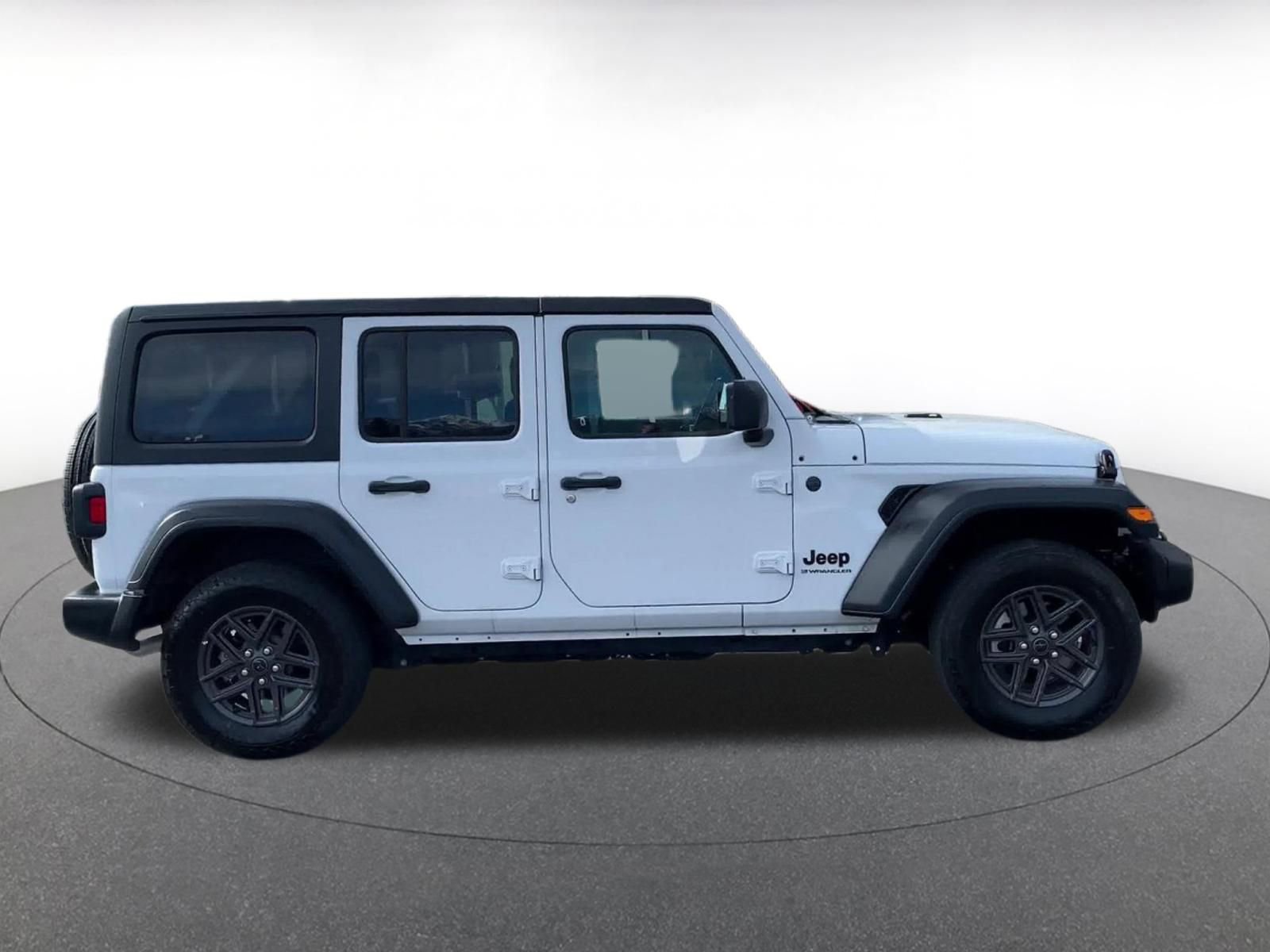 Thumbnail: 2025 Jeep Wrangler - 16
