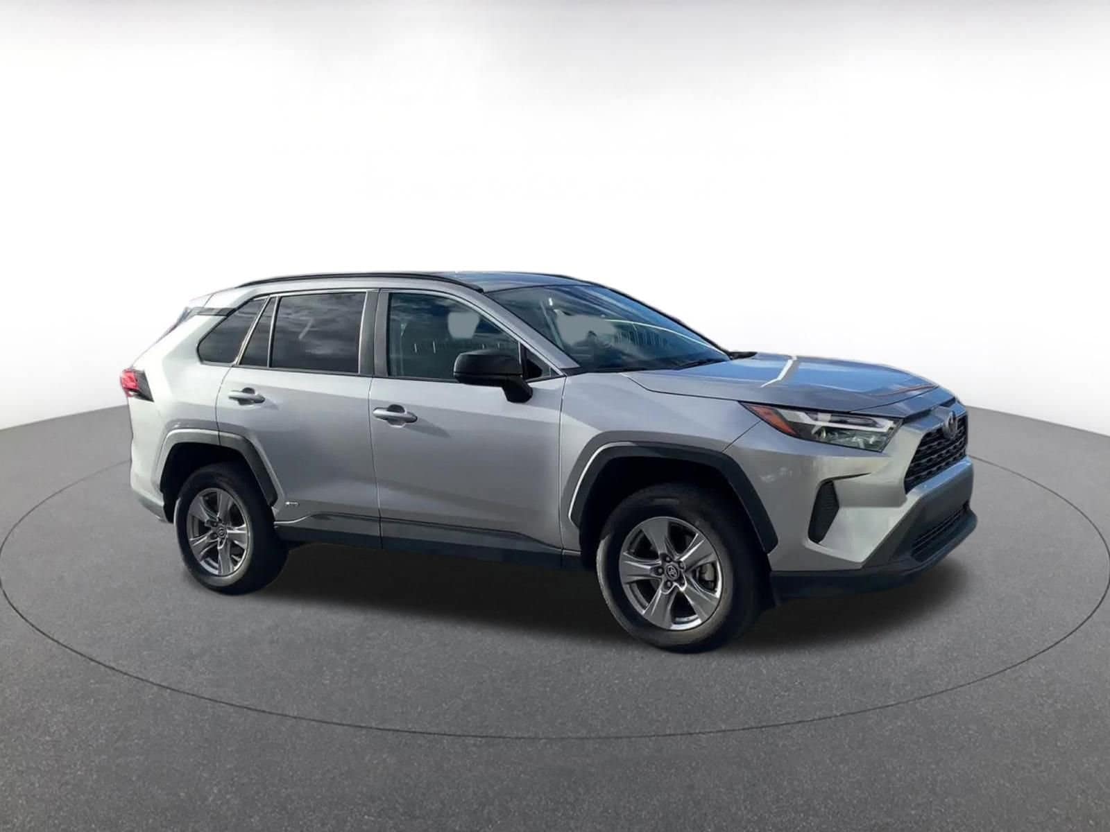 Thumbnail: 2025 Toyota RAV4 - 2