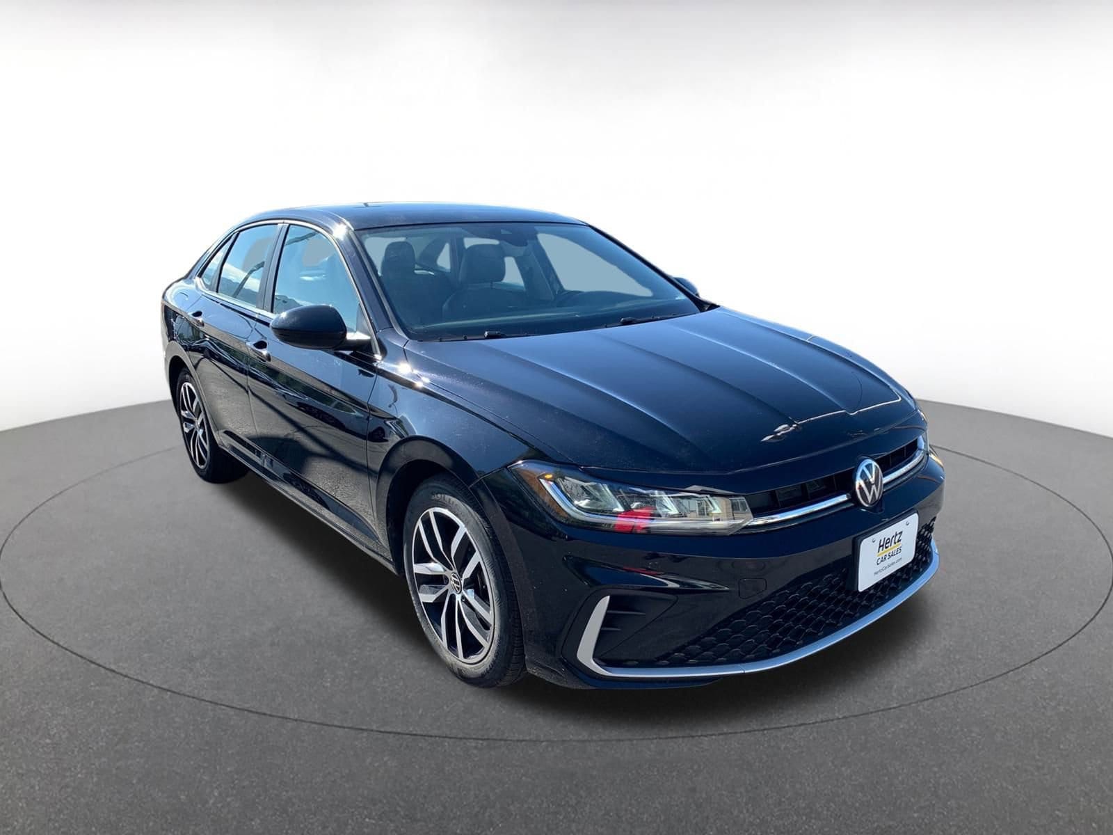 Thumbnail: 2025 Volkswagen Jetta - 1