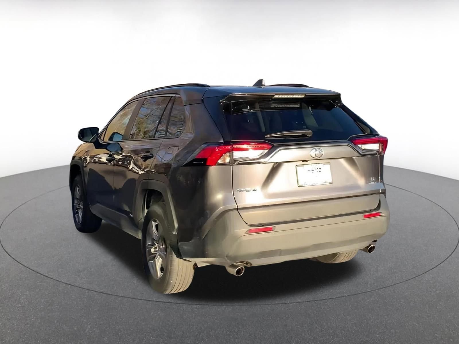 Thumbnail: 2025 Toyota RAV4 - 11