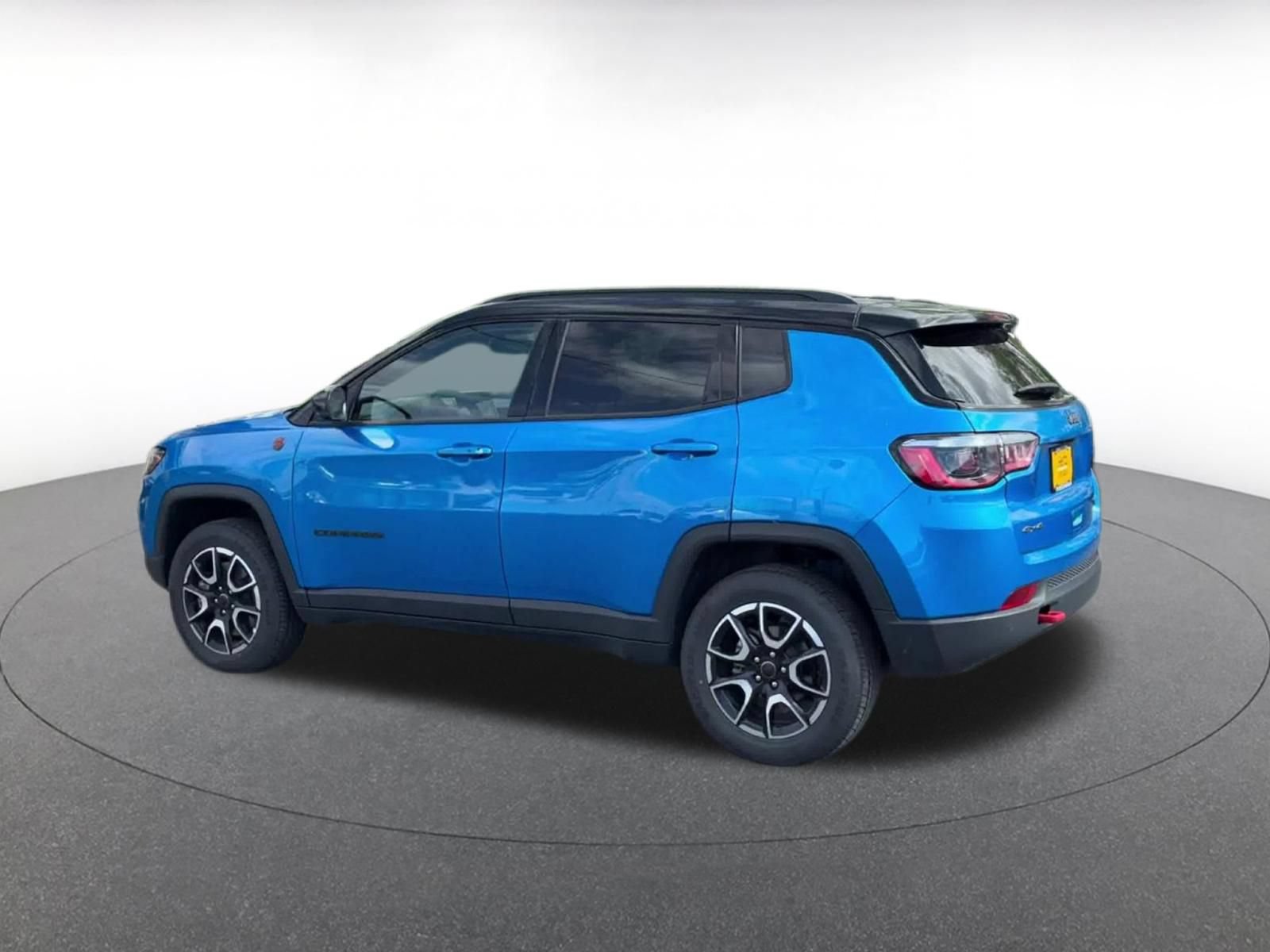 Thumbnail: 2025 Jeep Compass - 9