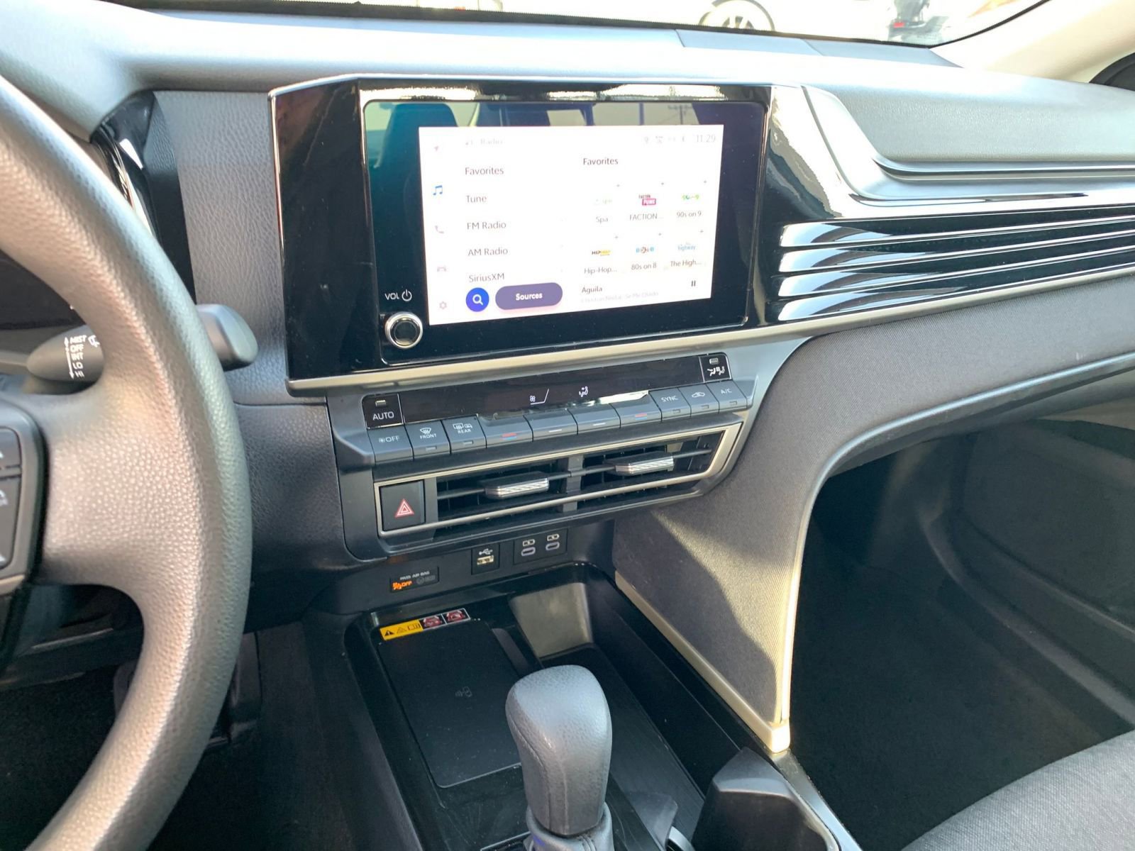 Thumbnail: 2025 Toyota Camry - 17