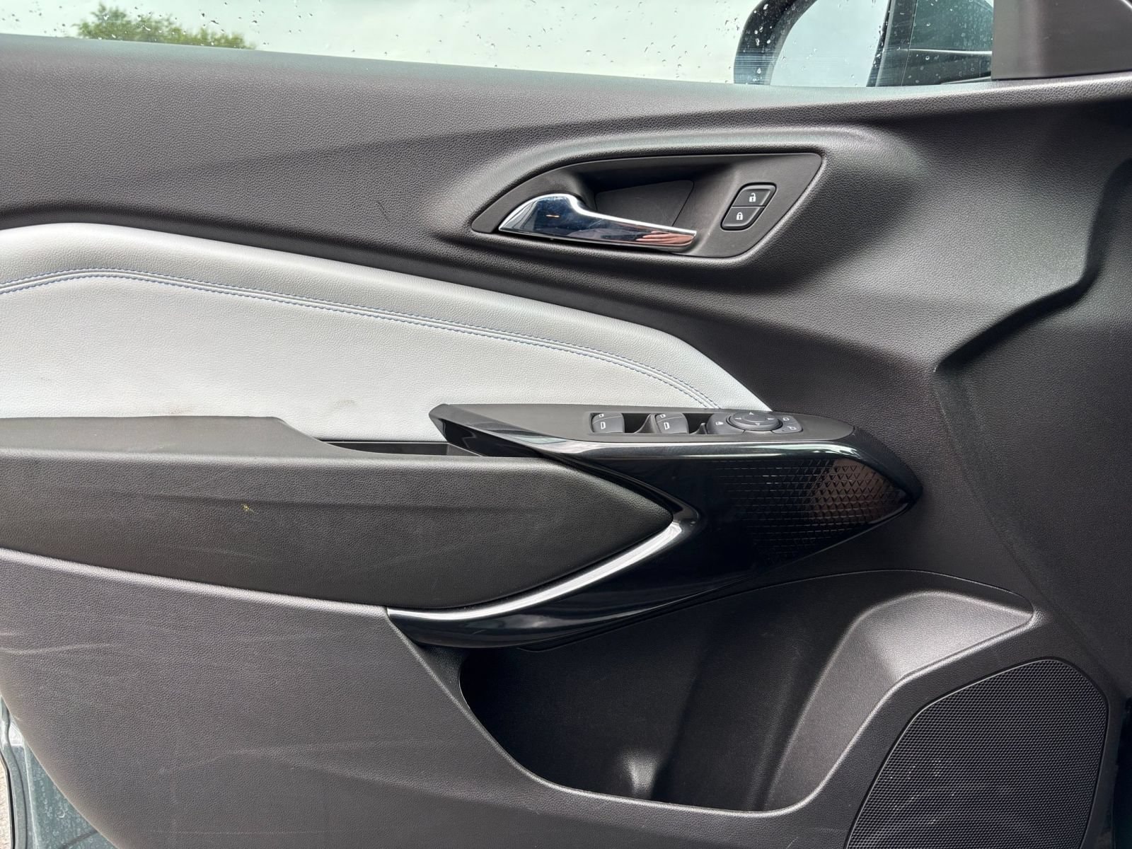Thumbnail: 2025 Chevrolet Trax - 15