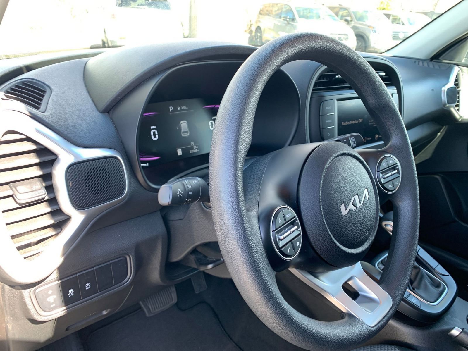 Thumbnail: 2025 Kia Soul - 32