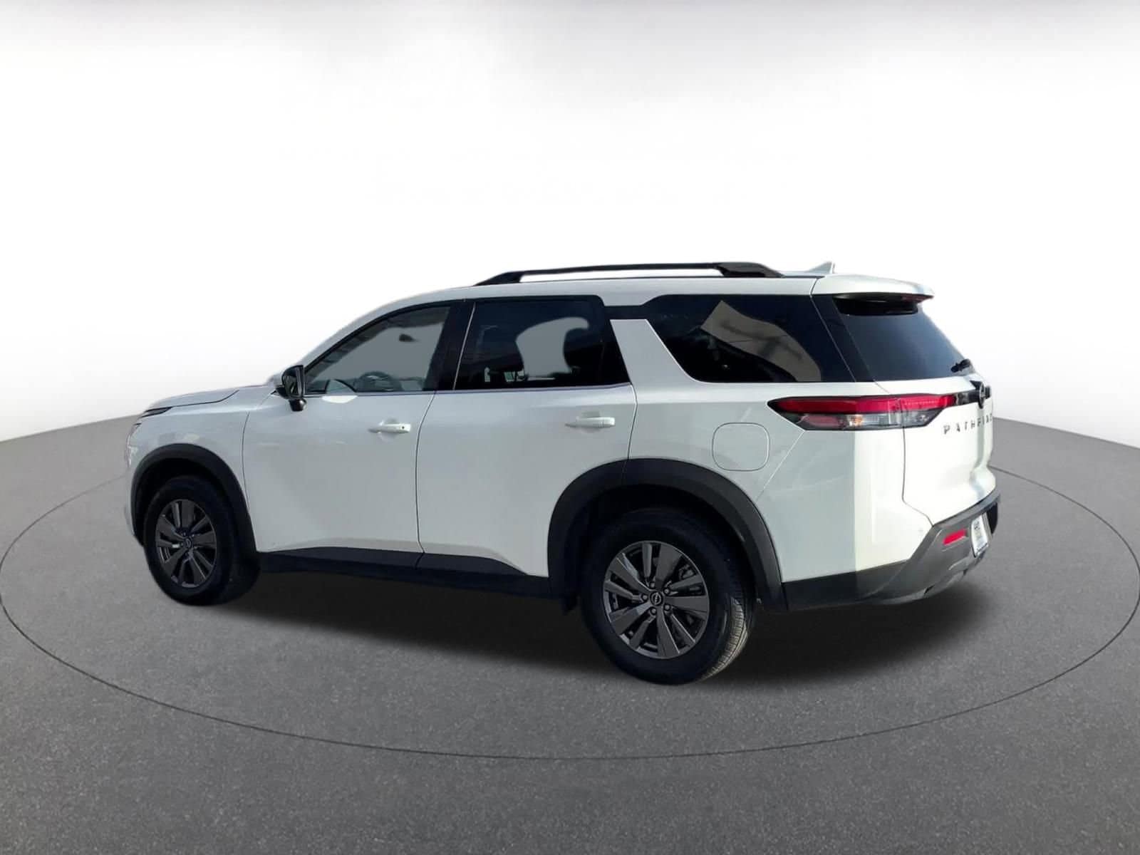 Thumbnail: 2025 Nissan Pathfinder - 10