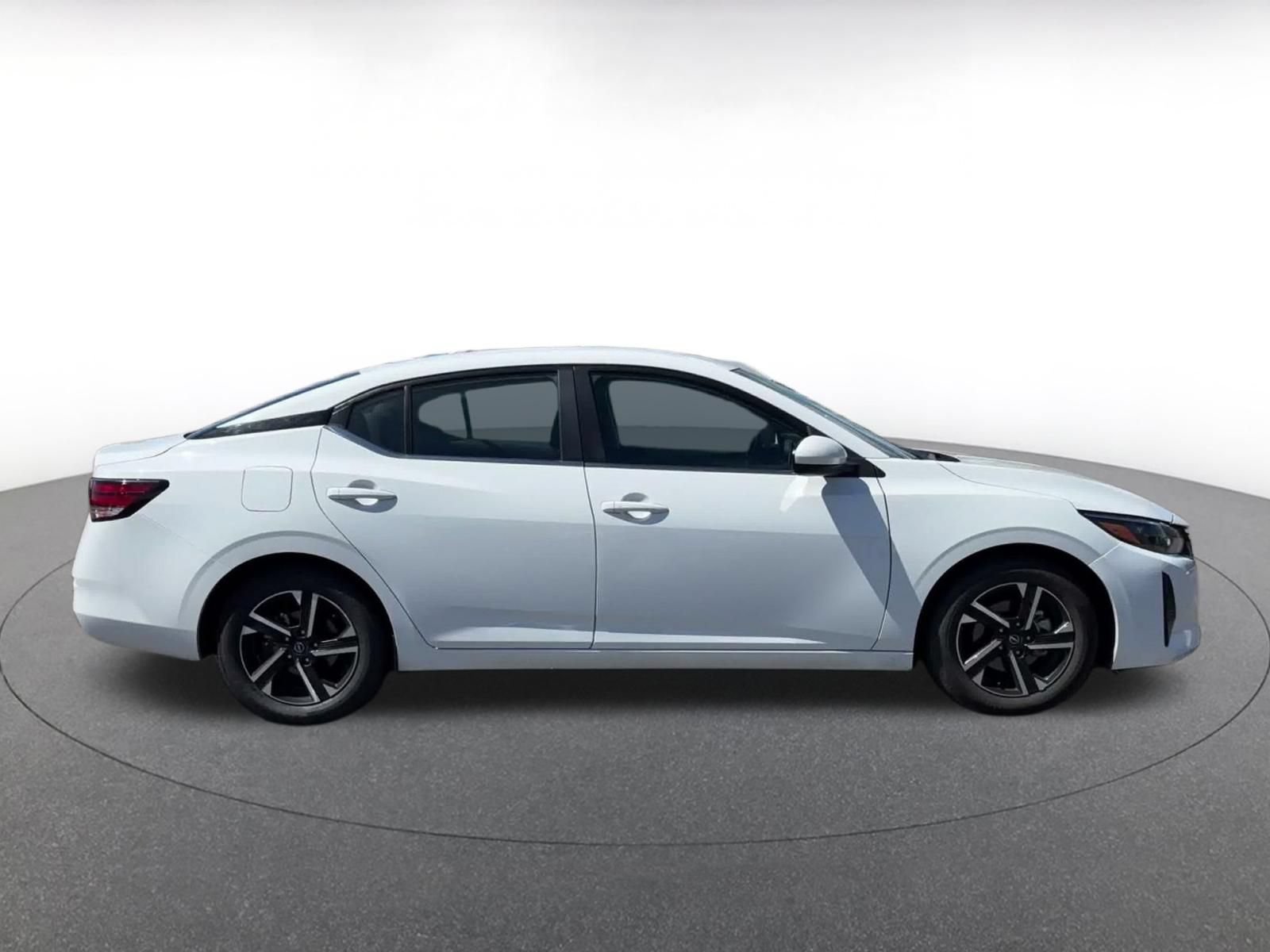 Thumbnail: 2025 Nissan Sentra - 15