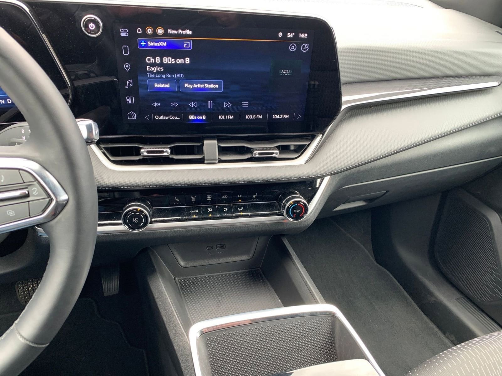 Thumbnail: 2025 Chevrolet Equinox - 18