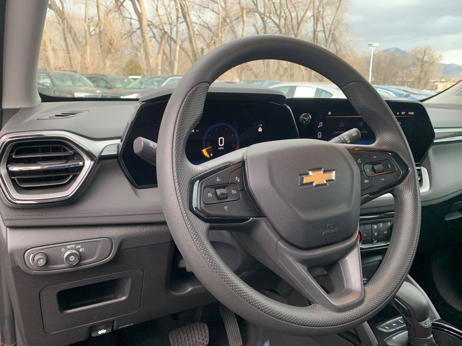 Thumbnail: 2025 Chevrolet TrailBlazer - 32