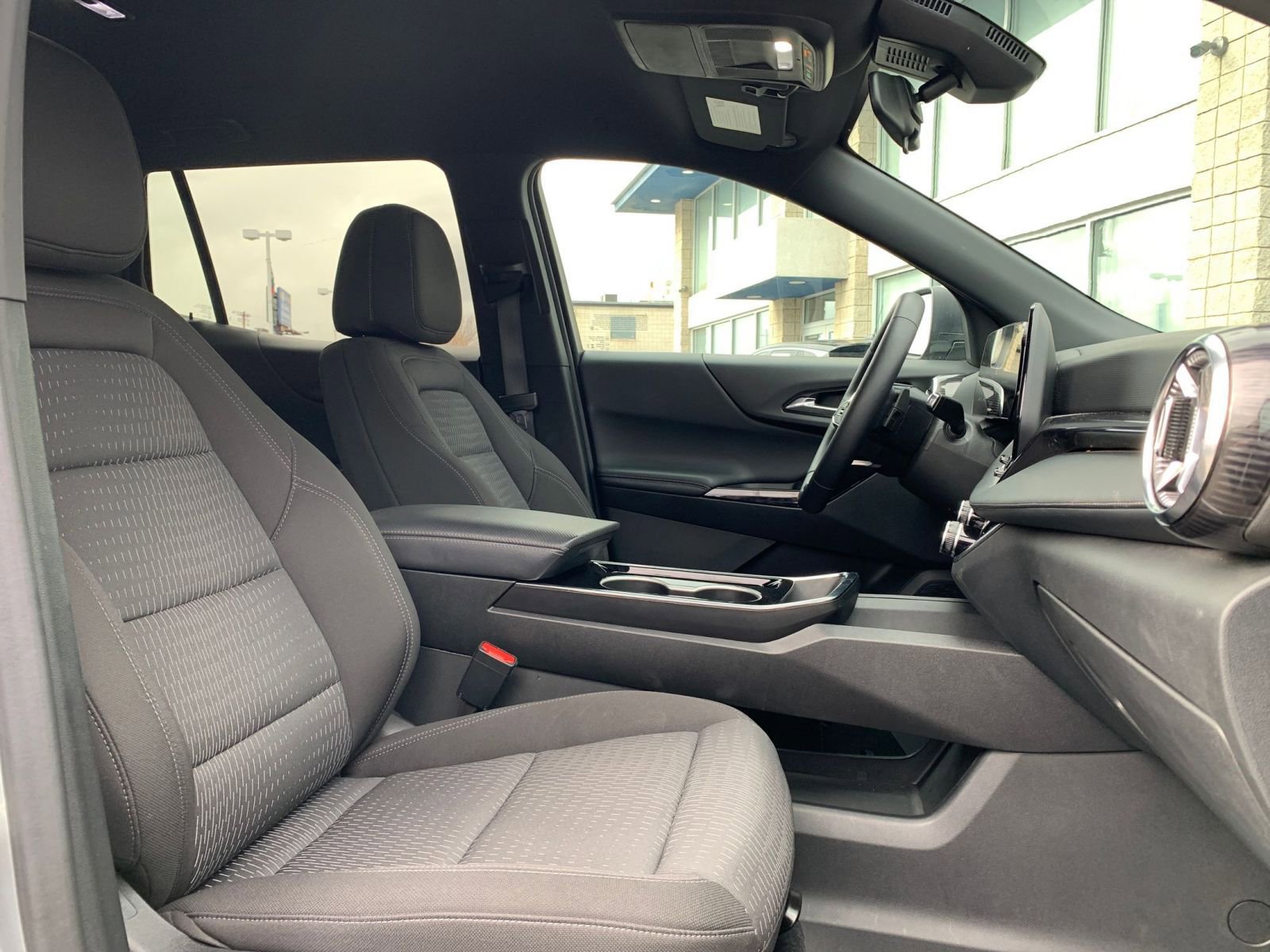 Thumbnail: 2025 Chevrolet Equinox - 35